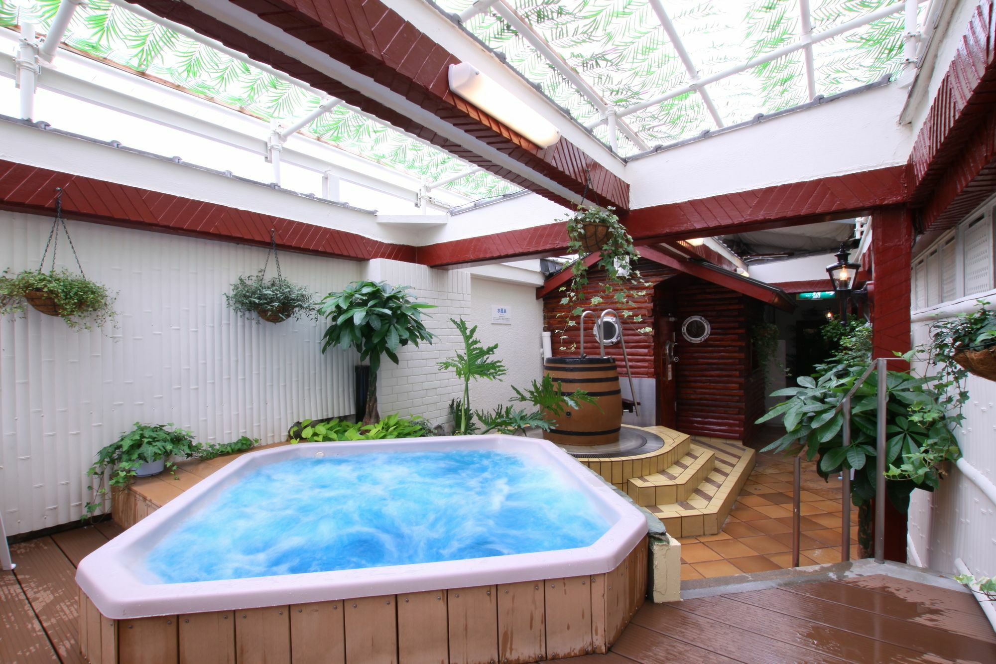 Capsule Inn Osaka - Caters To Men Ngoại thất bức ảnh