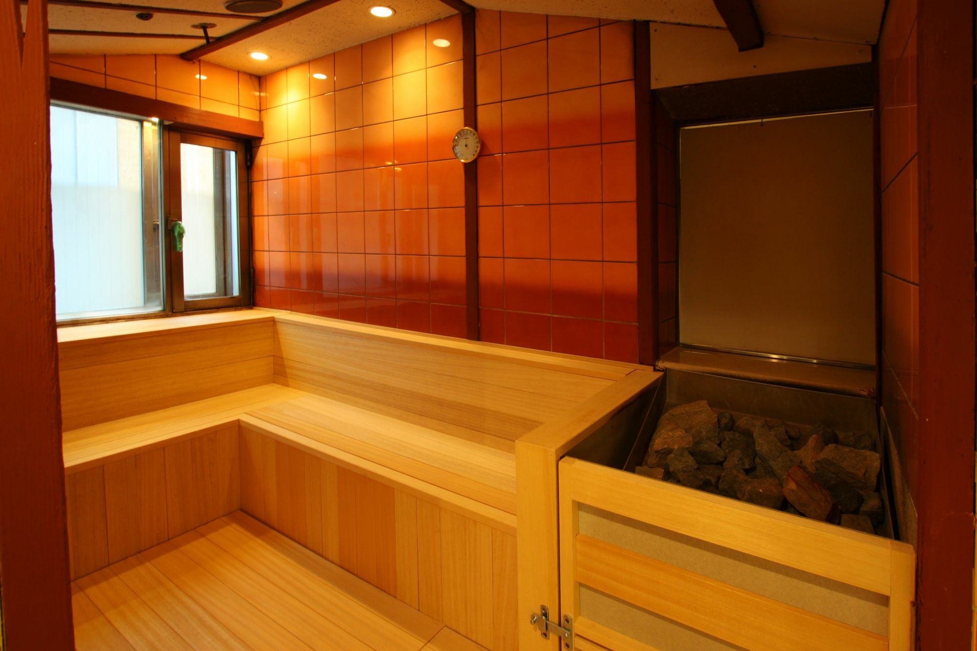 Capsule Inn Osaka - Caters To Men Ngoại thất bức ảnh