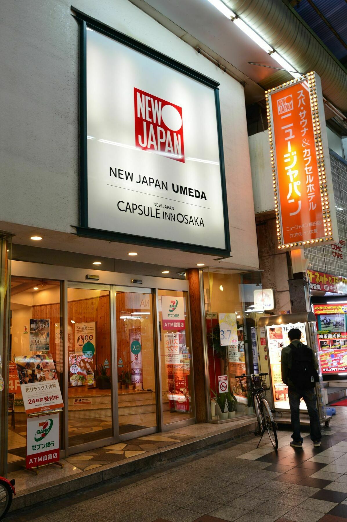 Capsule Inn Osaka - Caters To Men Ngoại thất bức ảnh